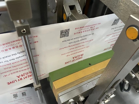 Mesin Pembuat Masker Non Woven Kecepatan Tinggi Layar Sentuh Komputer