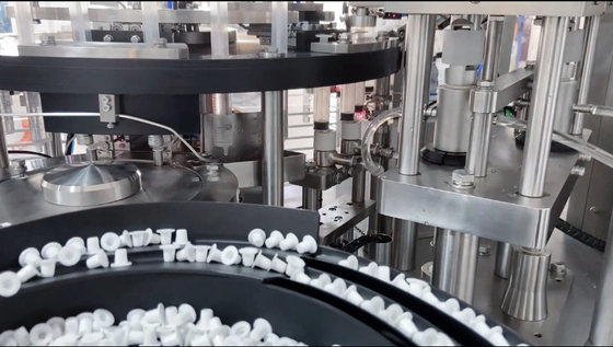 Mesin pengisi jarum suntik plastik otomatis dengan pengisi praisi krim kosmetik viskos gel