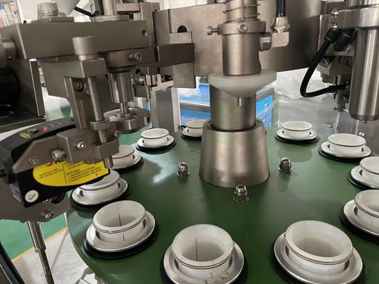 Otomatis Aluminium tabung mengisi dan mesin penyegelan Minyak tabung lem Mesin penyegelan tabung logam Mesin penyegelan tabung